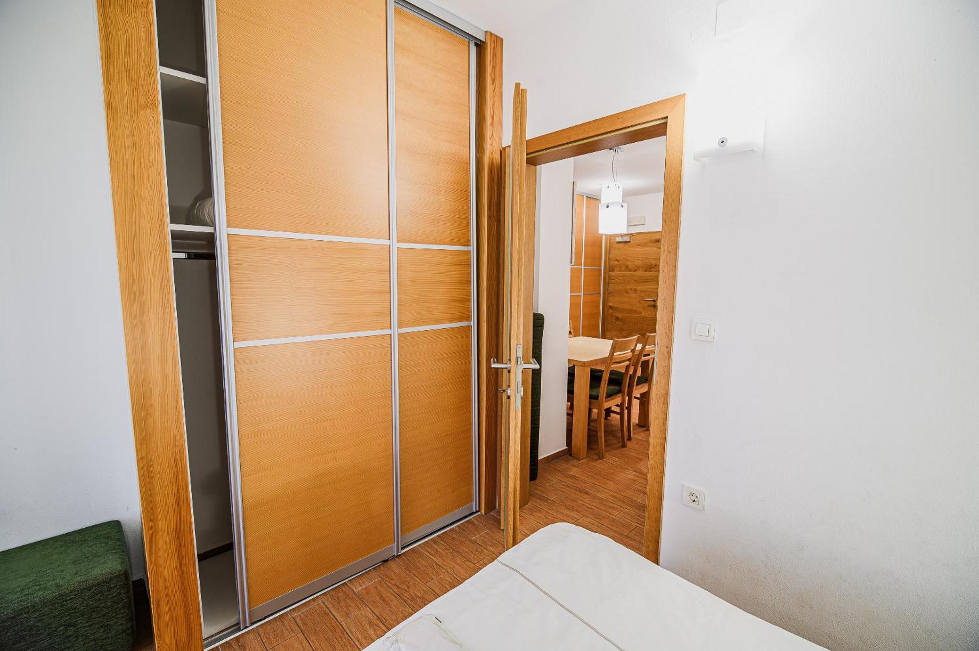 Apartments Maleric With Indoor Pool And Wellness Dragatuš Quarto foto