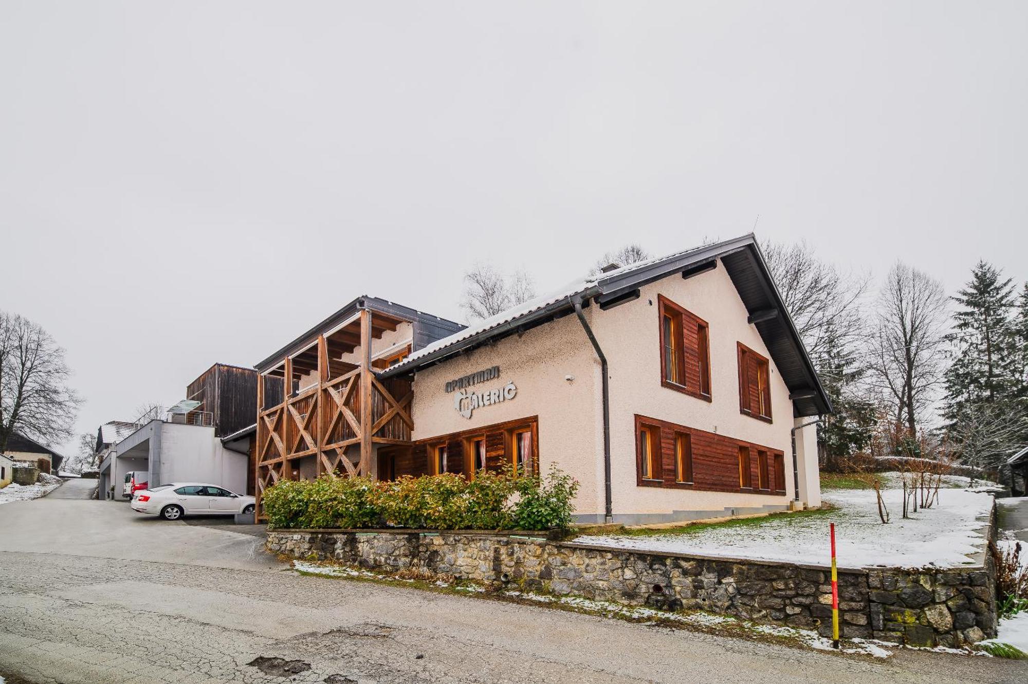 Apartments Maleric With Indoor Pool And Wellness Dragatuš Exterior foto