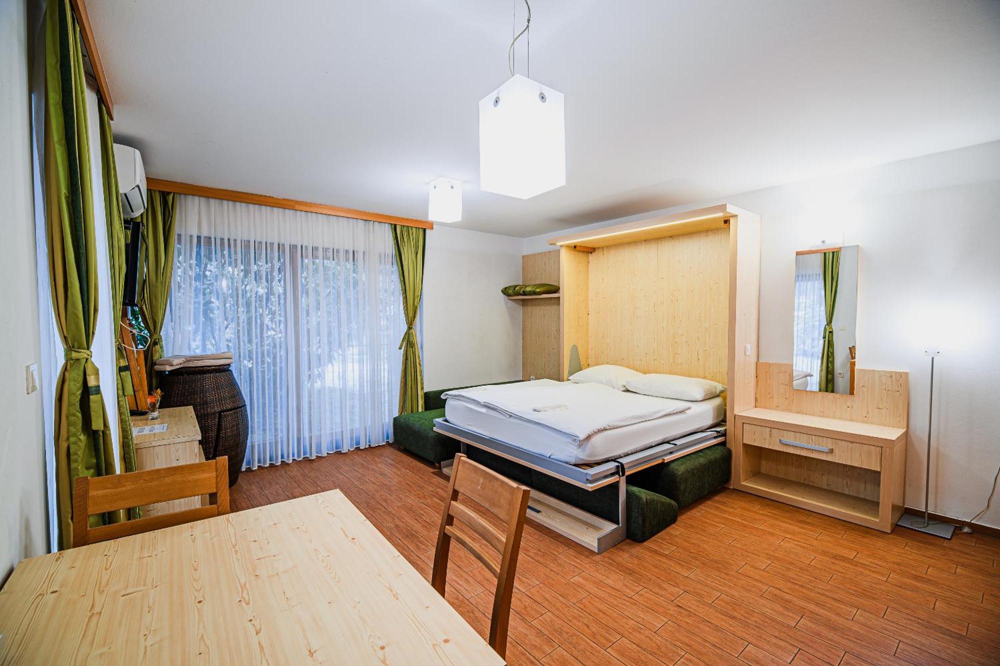 Apartments Maleric With Indoor Pool And Wellness Dragatuš Quarto foto